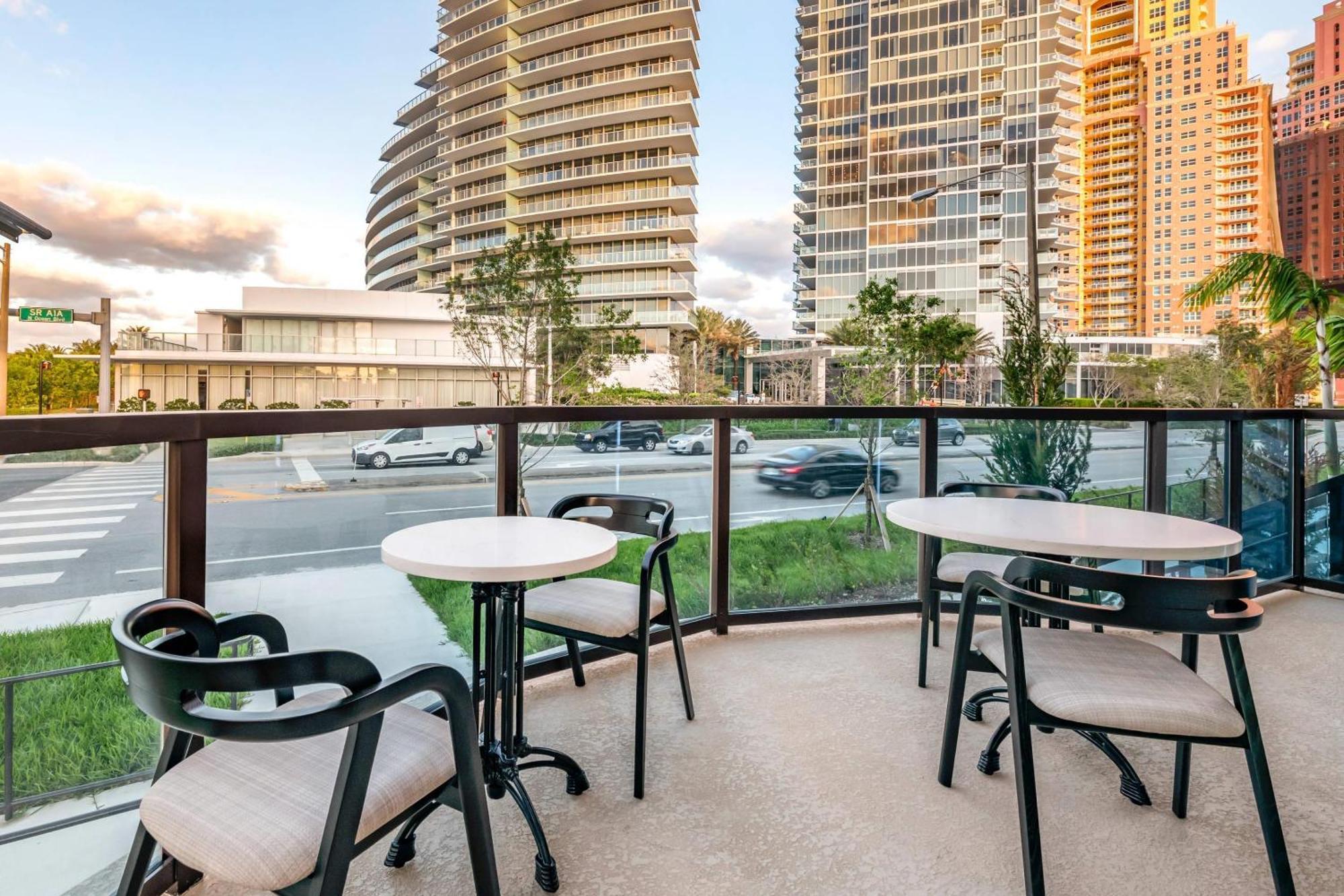 Cambria Hotel Fort Lauderdale Beach Exterior foto