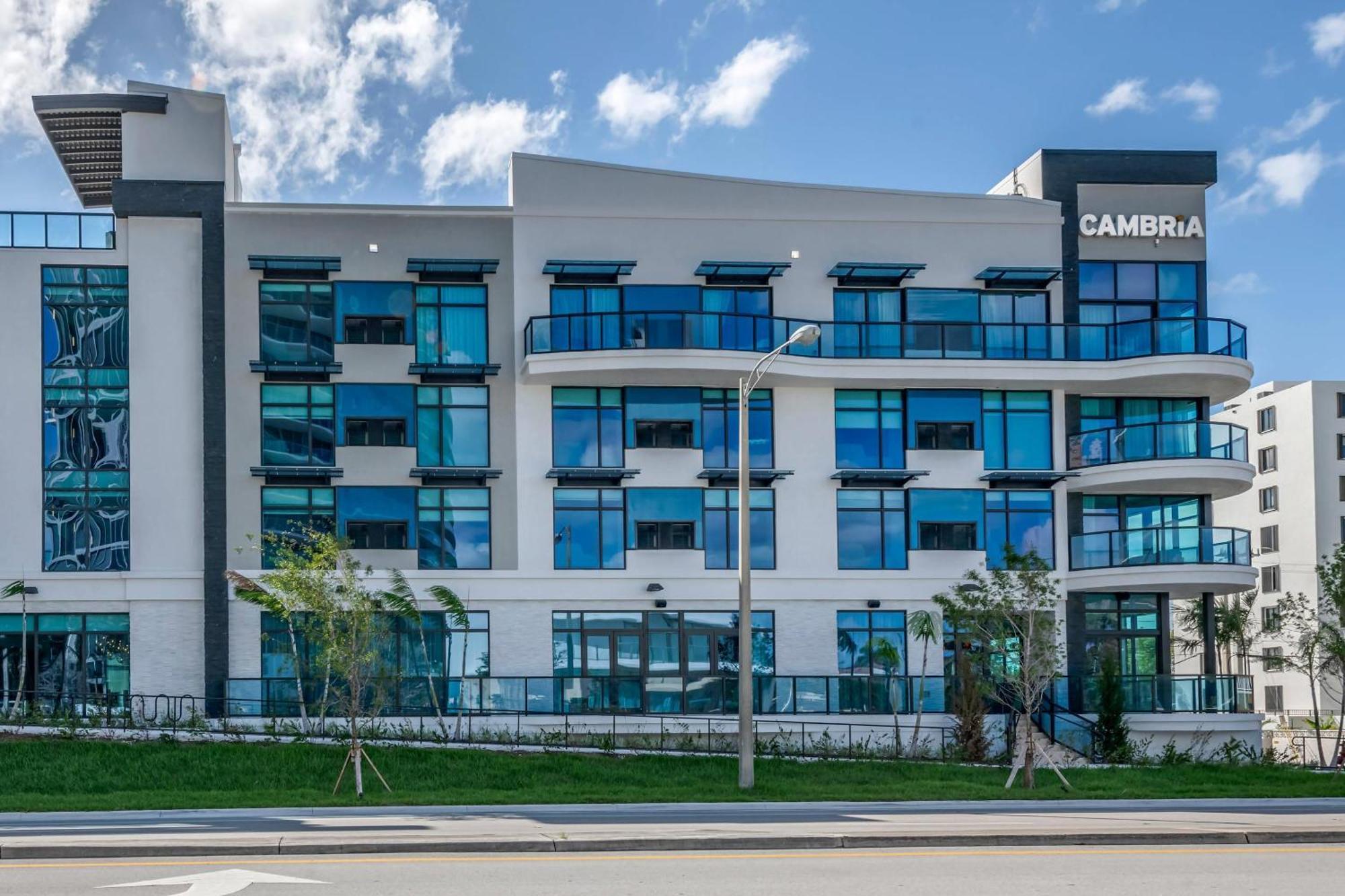 Cambria Hotel Fort Lauderdale Beach Exterior foto