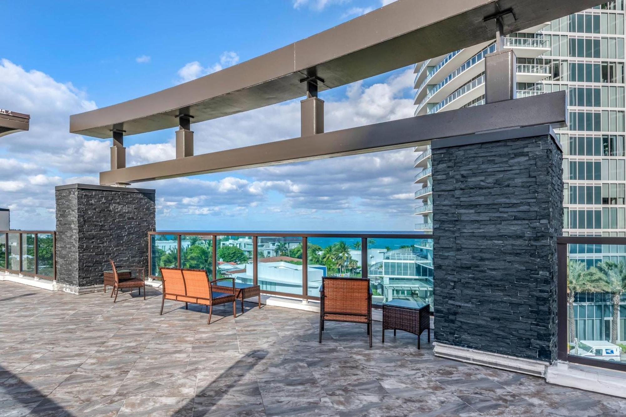 Cambria Hotel Fort Lauderdale Beach Exterior foto
