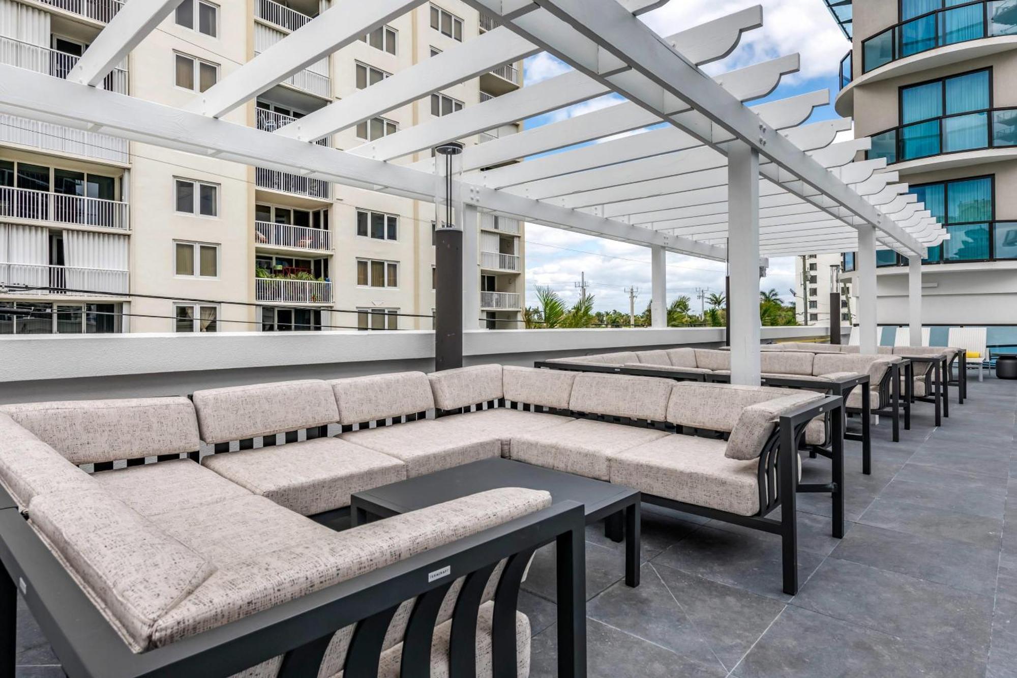 Cambria Hotel Fort Lauderdale Beach Exterior foto